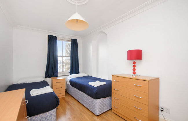 Access Earl's Court - Foto 4