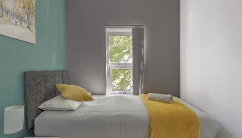 Ryland House Sleeps 8 M6 Access & Garden - Foto 5, towels