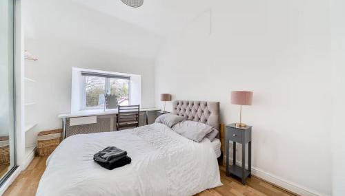 16th-Century Cottage with Separate Studio and Garden, Sleeps 12 - Foto 4, towels