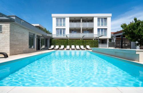 SunAdria Apartments - Foto 2