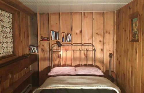 Rustic Cabin Retreat on the Ten Mile River in Narrowsburg, New York - Foto 65