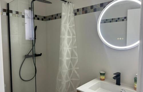 Lea-Vue mer panoramique- clim-Wifi- plage à pieds - Foto 14