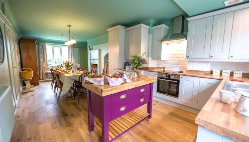 Large Country Cottage, Sleeps 8 - Spa Facilities, Garden Bar, Catering Services, Free Parking, Nature Reserve, Hen Parties - Foto 5