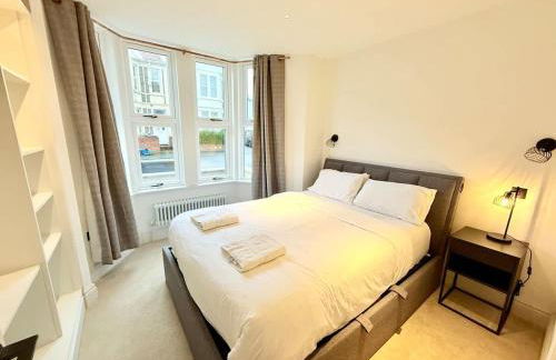 Super Modern Ground floor Flat near City centre - Foto 10