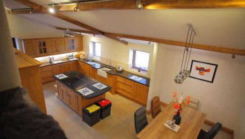 Meadow View - Photo 5, stove