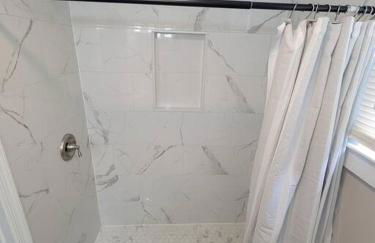 Annapolis Escape Steps to Harbor backs to Gate 1 - Foto 11