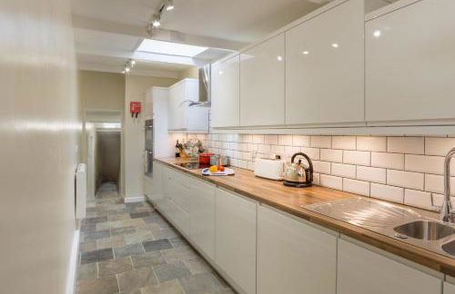 Maelfa Crannog Isaf Llangrannog - Photo 5