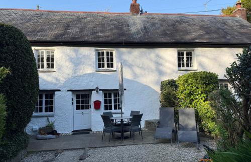 2 Rose Cottage - Photo 1