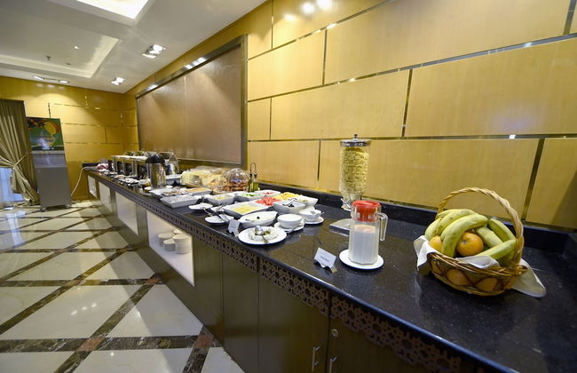 Emirates Stars Hotel Apartments Dubai - Photo 60