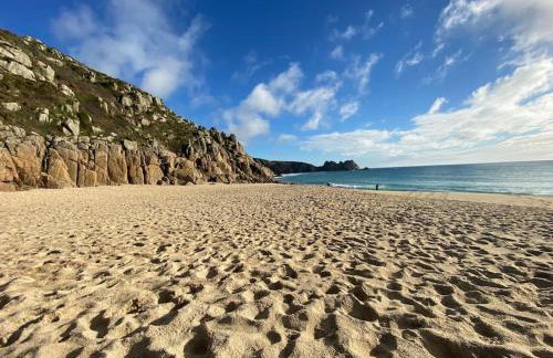 Naut Retreat, The Cart Lodge - Cosy cottage, walk to Porthcurno beach, Pedn Vouder & Minack Theatre - Photo 40