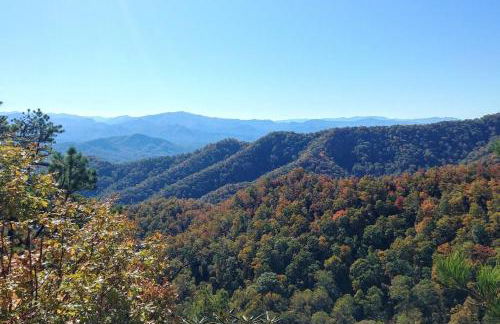 Peace of Heaven, Modern Chic Cabin, Majestic Mountain Views, Hot Tub, Fire Pit, Outdoor Games, Close to Town - Foto 74