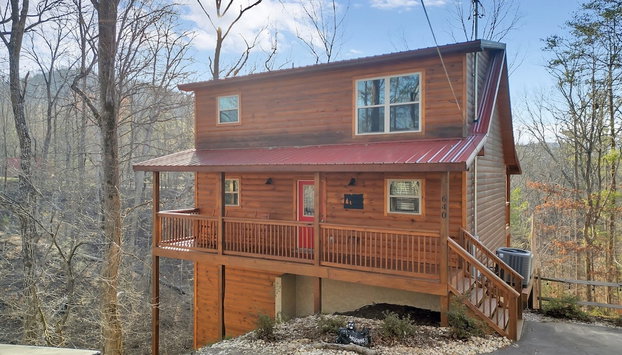 Bear Hug Hideaway 2 Bedroom Cabin - Foto 2, Imagen principal