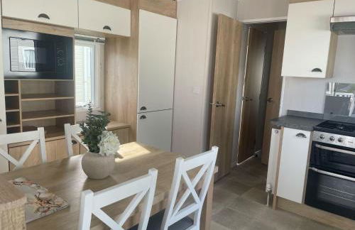 2 Bed-Sleeps 6 -Patio-Parking-Pet Friendly - Foto 6