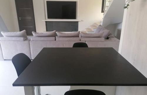 MAGNIFIQUE VILLA MODERNE ENTRE MER ET MONTAGNE - Foto 14