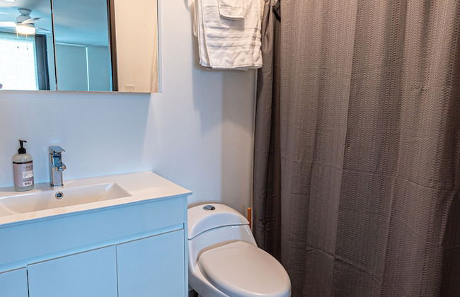 3 Bedroom Oceanfront Beach House - Photo 14