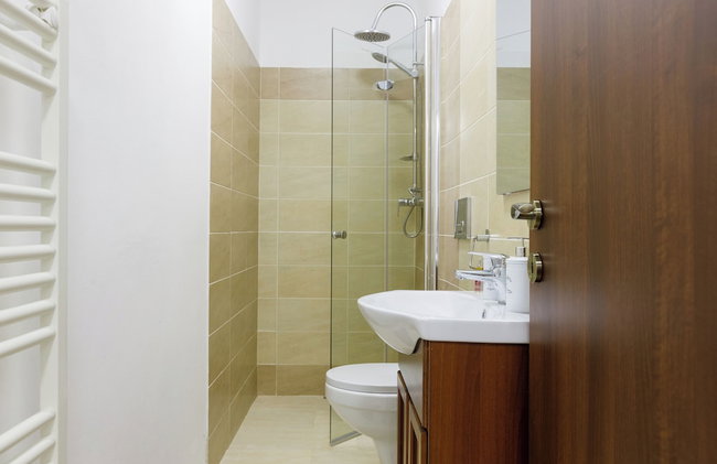 Modern Apartment - Photo 54