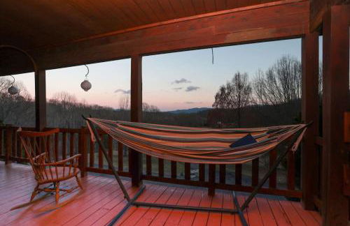 Mountain Lodge - Heated Pool 83 Degrees - Photo 42