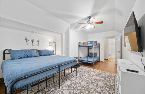 Cabin 3 Miles off I-40-hot tub-firepit-secluded better than a Hotel - Photo 6