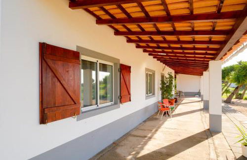 Luxe villa for 8 - Private Pool -AC -BBQ Area - Patio - 160Mbps - Olives - Palm - vineyard - Foto 16