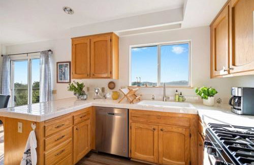 Lilly's Guesthouse-Farmstay with Valley Views! - Foto 44