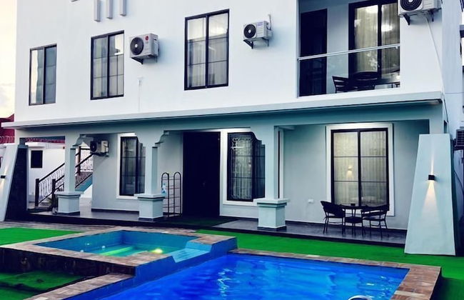 Greenlight Apartments - Photo 1