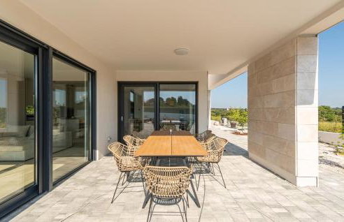 4 Bedroom Cozy Home In Poljica Brig - Foto 22