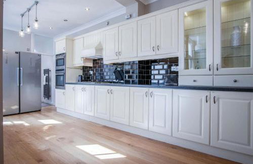 Overland Road – 4 Bedroom House – Mumbles - Foto 14