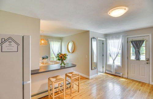 Wakefield Escape Walk to Downtown and Near Beaches! - Foto 6