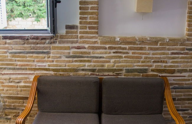 Corinthian Residence - Photo 18