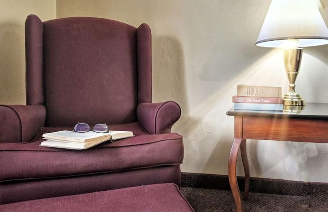 Four Seasons Island Resort - Photo 30