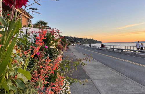 1400sf Cozy Retreat with Sound View, Garden & Privacy - Foto 13