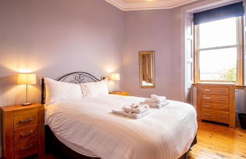 Beautiful and Bright Georgian Style Morningside Apartment - Pass the Keys - Foto 9