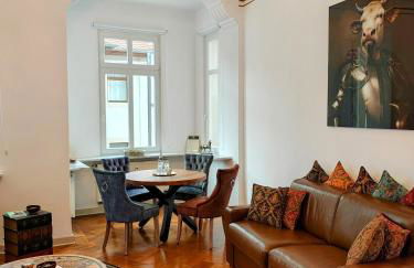 Exklusive Ferienwohnung Agnes in zentraler Bestlage von Zeitz! Vollausgestattet, freie Parkplätze, Magenta-TV, Highspeed WLAN, Fahrstuhl - Foto 4