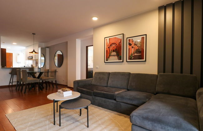 w Elegant 2BR w Fantastic View in Miraflores - Photo 13