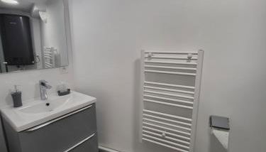 Superbe appartement T2 centre historique - Photo 2