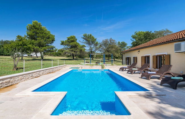 Villa Emanuel Comfortable Holiday Residence - Foto 14