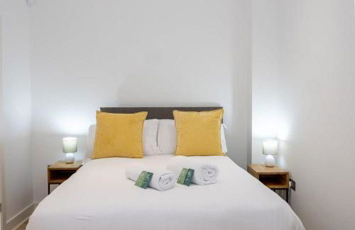 Brooklyn Mews-Free Parking-Village Location - Photo 21