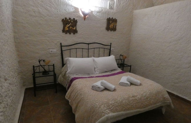 Cuevas La Solana - Photo 2