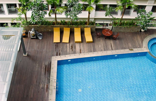 Comfy Studio Apartment at LRT City Jatibening - Photo 19