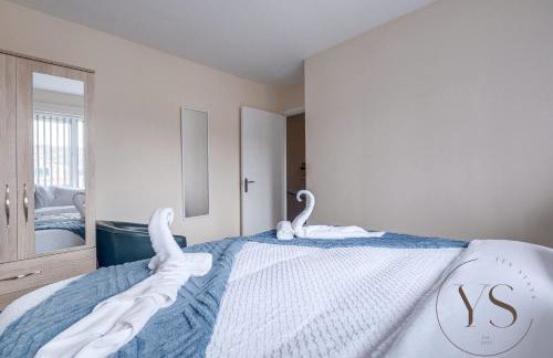 Group-Friendly 3BR Near Dudley + Parking - Foto 12