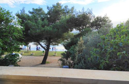 VILLA PUNTA BLAVA - Beachfront Family Villa with Sea View - no pets allowed - Foto 32