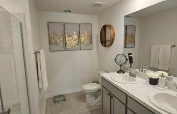 Cozy house with a Heated Swim spa - Foto 25