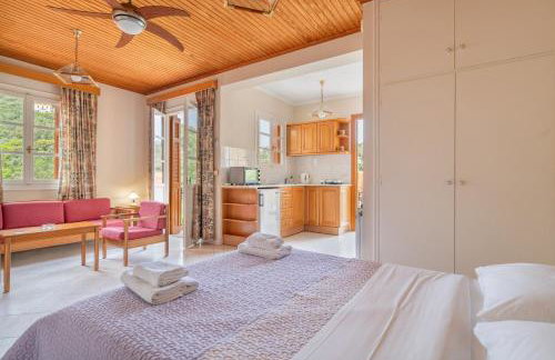 Captain's Dion Apartments - Photo 21