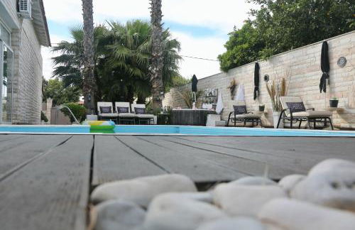 Villa Maria Lagonissi - Private Villa upstairs with exclusive access to pool & outside areas - Foto 67