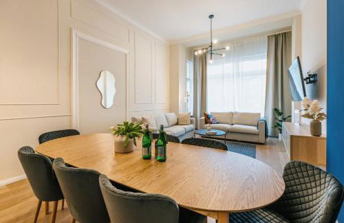 Renovated! 120qm Apartment 2 Bathrooms Balcony Up to 9 Guests - Foto 11