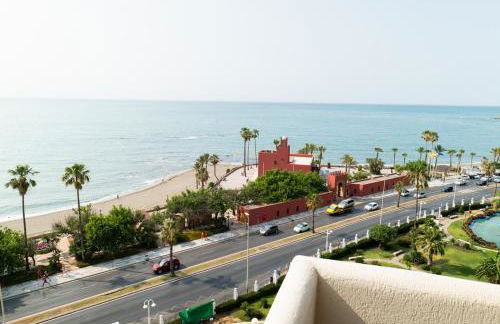 Benalbeach & Views with Terrace by ELE Apartments - Foto 2