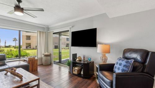 Amelia Surf and Racquet Club Condo - 1st Floor Ocean View - Pools - Tennis Courts - Sleeps 4 - Foto 5