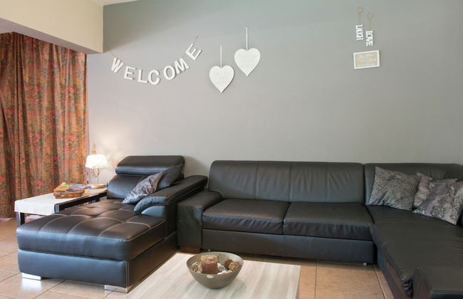 Holiday Home in Moutouyet With Pool & Sauna - Foto 13