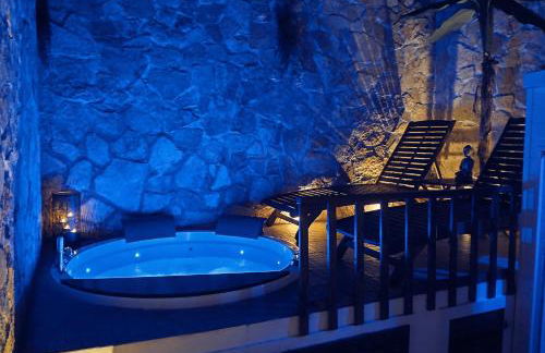 SPA SUITE SICILIA - Intera casa con spa privata Jacuzzi Sauna Bagno di Vapore - Foto 1