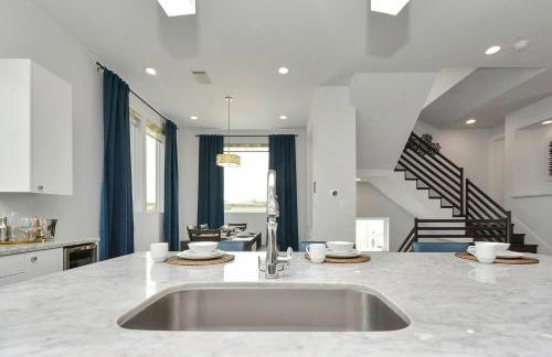 Casa LaBella - Downtown Skyline Views - Sleeps 10 - Foto 38